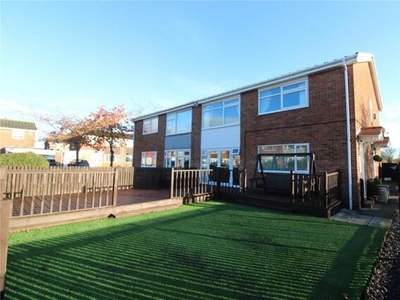 2 Bedroom Flat For Sale In Wallsend, Tyne And Wear