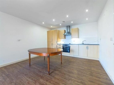 2 Bedroom Shared Living/roommate Hounslow Great London