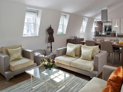 3 Bedroom Apartment For Rent In Knightsbridge