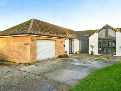 3 Bedroom Bungalow For Sale In Wendlebury, Oxfordshire