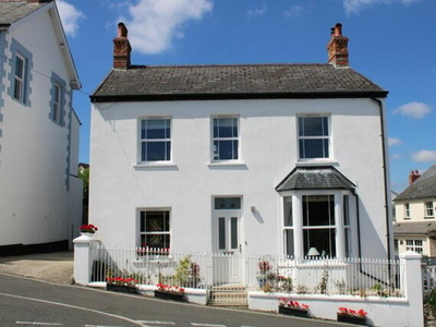 3 Bedroom Detached House For Sale In Charmouth