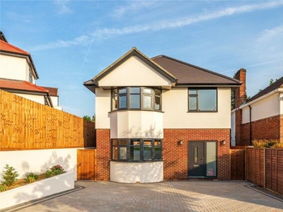 3 Bedroom Detached House For Sale In Southgate, London