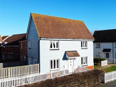3 Bedroom Semi-detached House For Sale In Camber