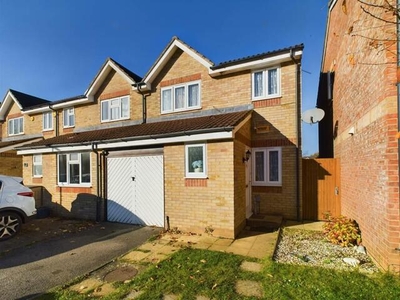 3 Bedroom Semi-detached House For Sale In Hitchin