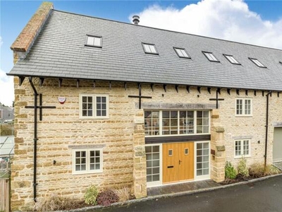 4 Bedroom Barn Conversion For Sale In Wellingborough, Northamptonshire