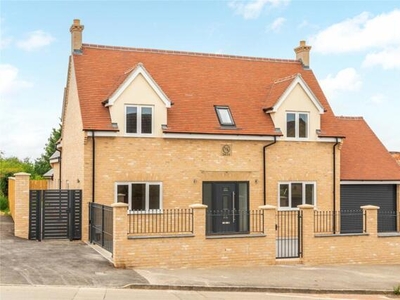 4 Bedroom Detached House For Sale In Blunham, Bedfordshire