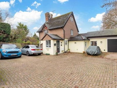 4 Bedroom Detached House For Sale In Crawley