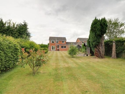 4 Bedroom Detached House For Sale In Haxey, Doncaster