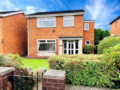 4 Bedroom Detached House For Sale In Johnstown, Wrexham