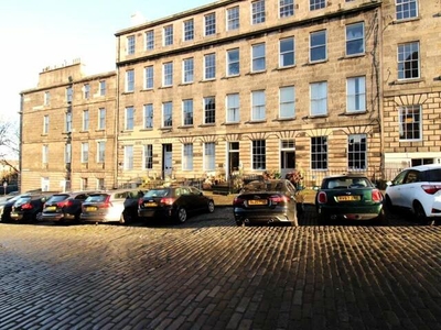 4 Bedroom Flat For Sale In Edinburgh, Midlothian