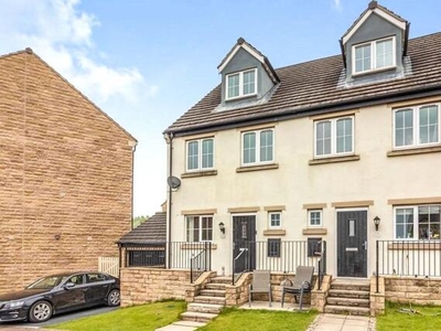 4 Bedroom Semi-detached House For Sale In Barnsley, West Yorkshire