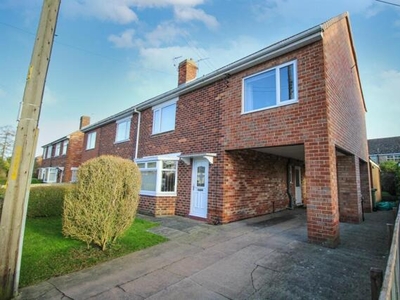 4 Bedroom Semi-detached House For Sale In Carlton, Stockton-on-tees