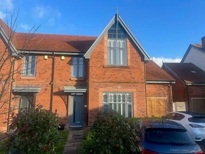 4 Bedroom Semi-detached House For Sale In Parkgate
