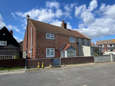 4 Bedroom Semi-detached House For Sale In Winterton-on-sea, Great Yarmouth