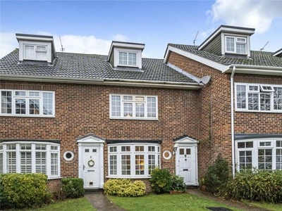 4 Bedroom Terraced House For Sale In Surrey
