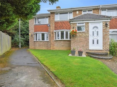 5 Bedroom Semi-detached House For Sale In Swanley, Kent