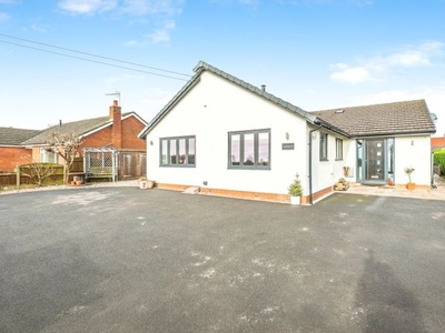 Detached bungalow for sale in Field Lane, Hensall DN14