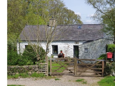 Property for sale in Y Ffor, Pwllheli LL53