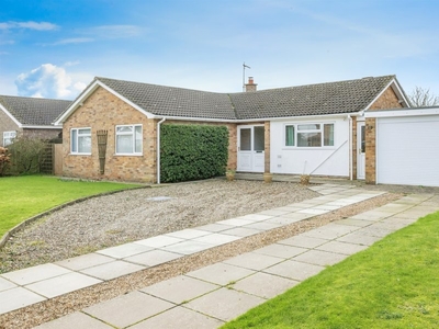 Thirlby Road, North Walsham - 3 bedroom detached bungalow