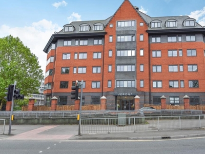 1 Bed Flat/Apartment To Rent in Slough, Berkshire, SL1 - 575