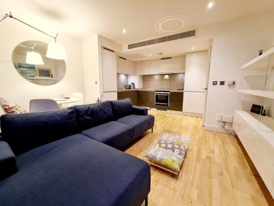 1 bedroom flat to rent 24 Marsh Wall, E14 9BT