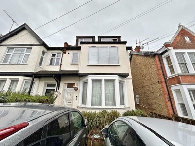 1 bedroom flat to rent Southend-on-sea, SS0 7SS