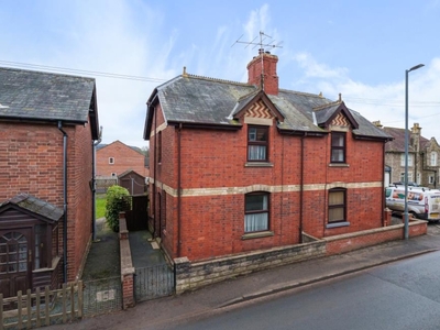 2 Bed House For Sale in Kington, Herefordshire, HR5 - 5207815