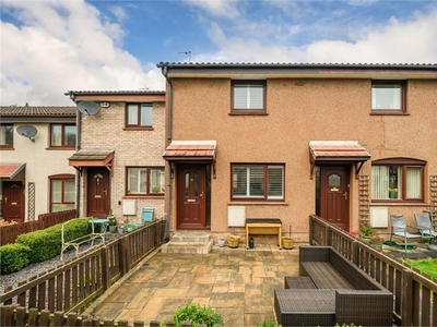 2 bed terraced house for sale in Murrayfield