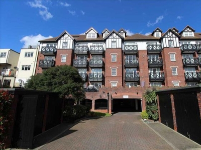 2 bedroom apartment to rent Southend-on-sea, SS9 1DL