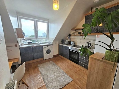 2 bedroom flat to rent Aberdeen, AB24 5LX