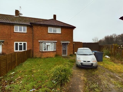 2 Bedroom House For Sale In New Addington
