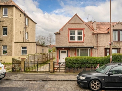 3 bed end terraced house for sale in Trinity