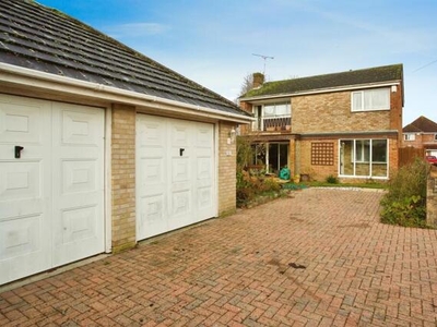 3 Bedroom Detached House For Sale In Hedge End