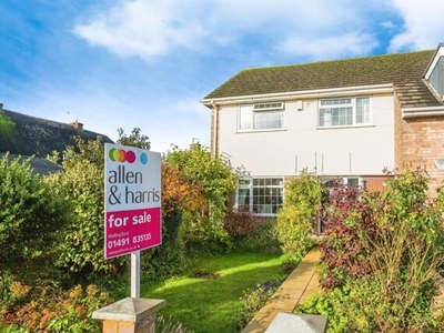 3 Bedroom End Of Terrace House For Sale In Chalgrove
