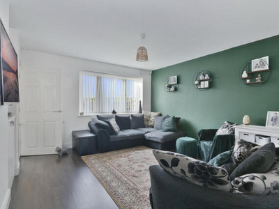 3 Bedroom End Of Terrace House For Sale In Harlow