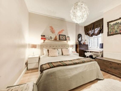 3 Bedroom Flat For Sale In Maida Vale, London