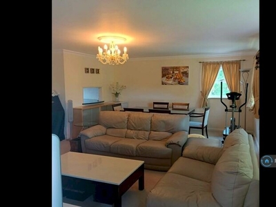 3 Bedroom Penthouse To Rent