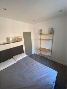4 bedroom apartment to rent Clapham, SW4 8DU