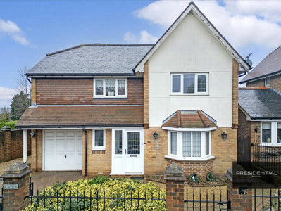 4 Bedroom Detached House For Sale In Woodford Green