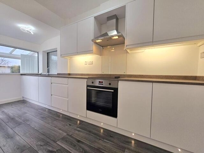 4 Bedroom House For Rent In Bromley