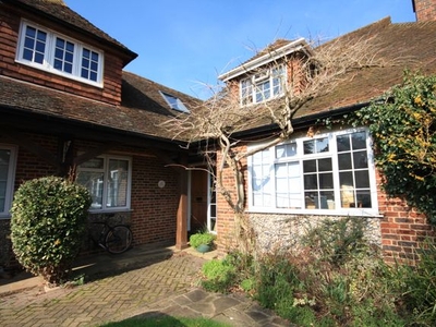 Barn conversion to rent in Maddox Lane, Great Bookham, Bookham, Leatherhead KT23