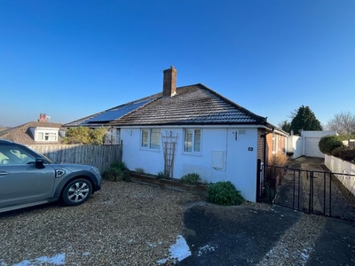 Bungalow to rent in Thomson Drive, Crewkerne TA18