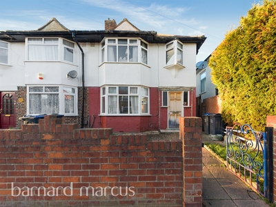 Cambridge Road, Mitcham - 3 bedroom end of terrace house