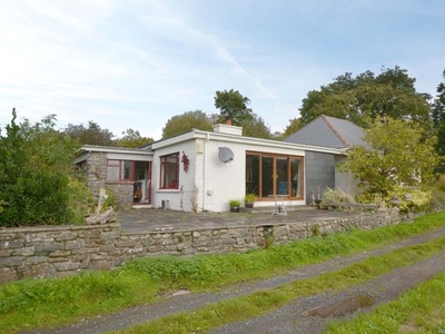 Detached bungalow for sale in Llangain, Carmarthen SA33