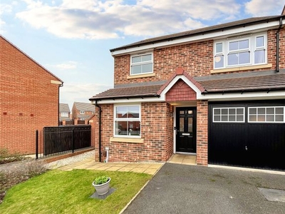 Detached house for sale in Beecher Drive, Wakefield, West Yorkshire WF1