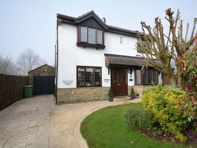Detached house for sale in Meadowgate Vale, Lofthouse, Wakefield, West Yorkshire WF3