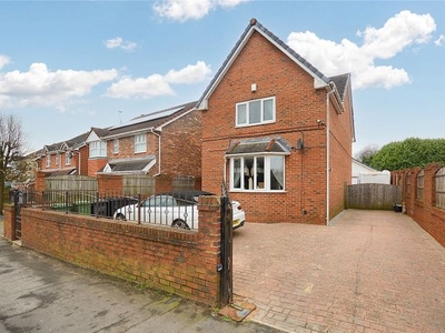 Detached house for sale in Willowdene, Ninelands Lane, Garforth, Leeds LS25