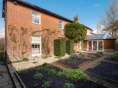 Detached House for sale with 4 bedrooms, High Street, Wedhampton | Fine & Country