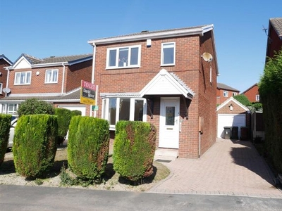 Detached house to rent in Crabtree Way, Tingley, Wakefield WF3