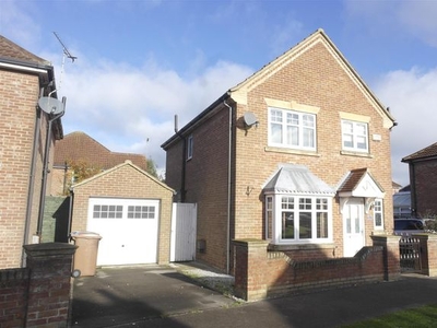 Detached house to rent in Cromwell Road, Hedon, Hull HU12